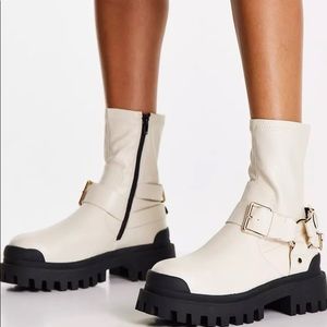 WORN ONCE Topshop vegan leather off white chunky harness ankle boots